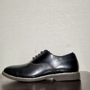 Steve Madden black dress shoes
